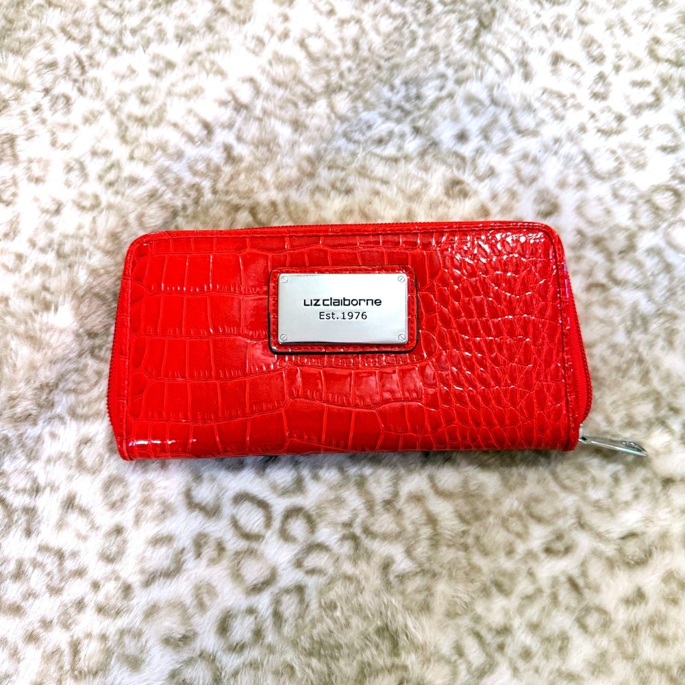 Liz Claiborne Red Croc Embossed Zip Around Wallet Womens Y2K Mobwife Vibe OS
